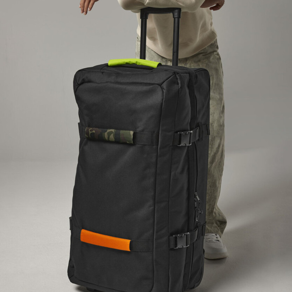 Escape handle wrap Thumbnail